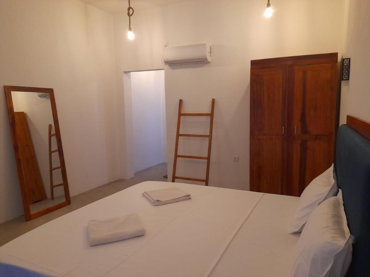 Surf Gangs Arugambay Hotell Arugam Kudah Eksteriør bilde