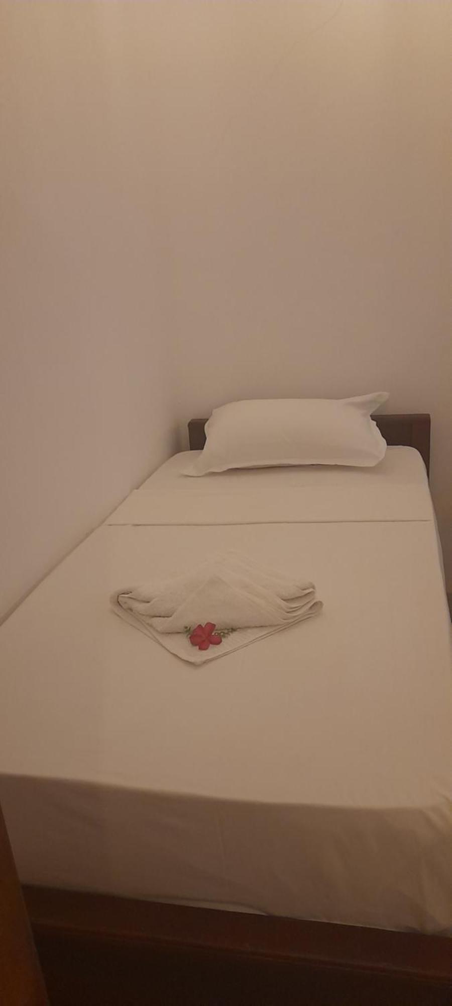 Surf Gangs Arugambay Hotell Arugam Kudah Eksteriør bilde